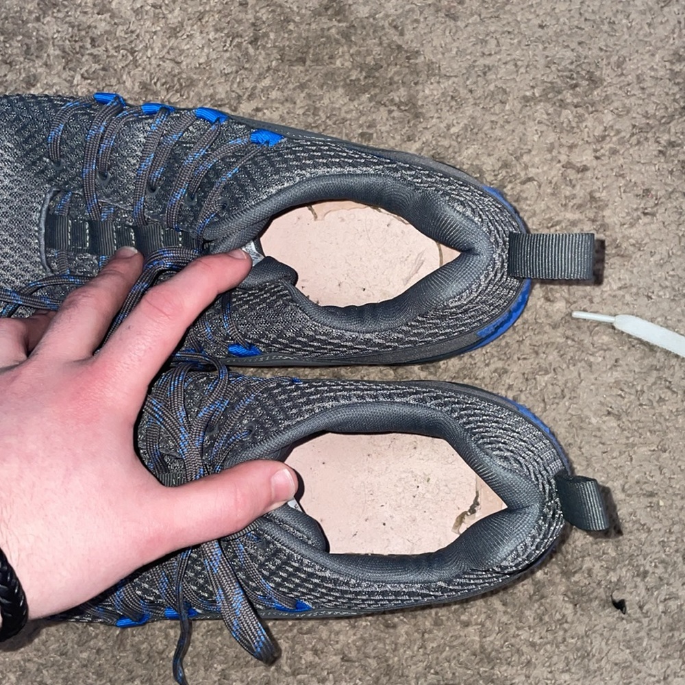 Puma Shoes - Picture 3 of 5